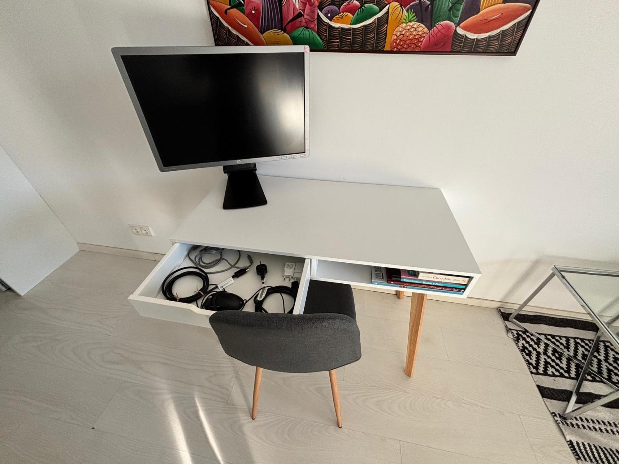 New Studio, Central Location! Bratislava Bagian luar foto