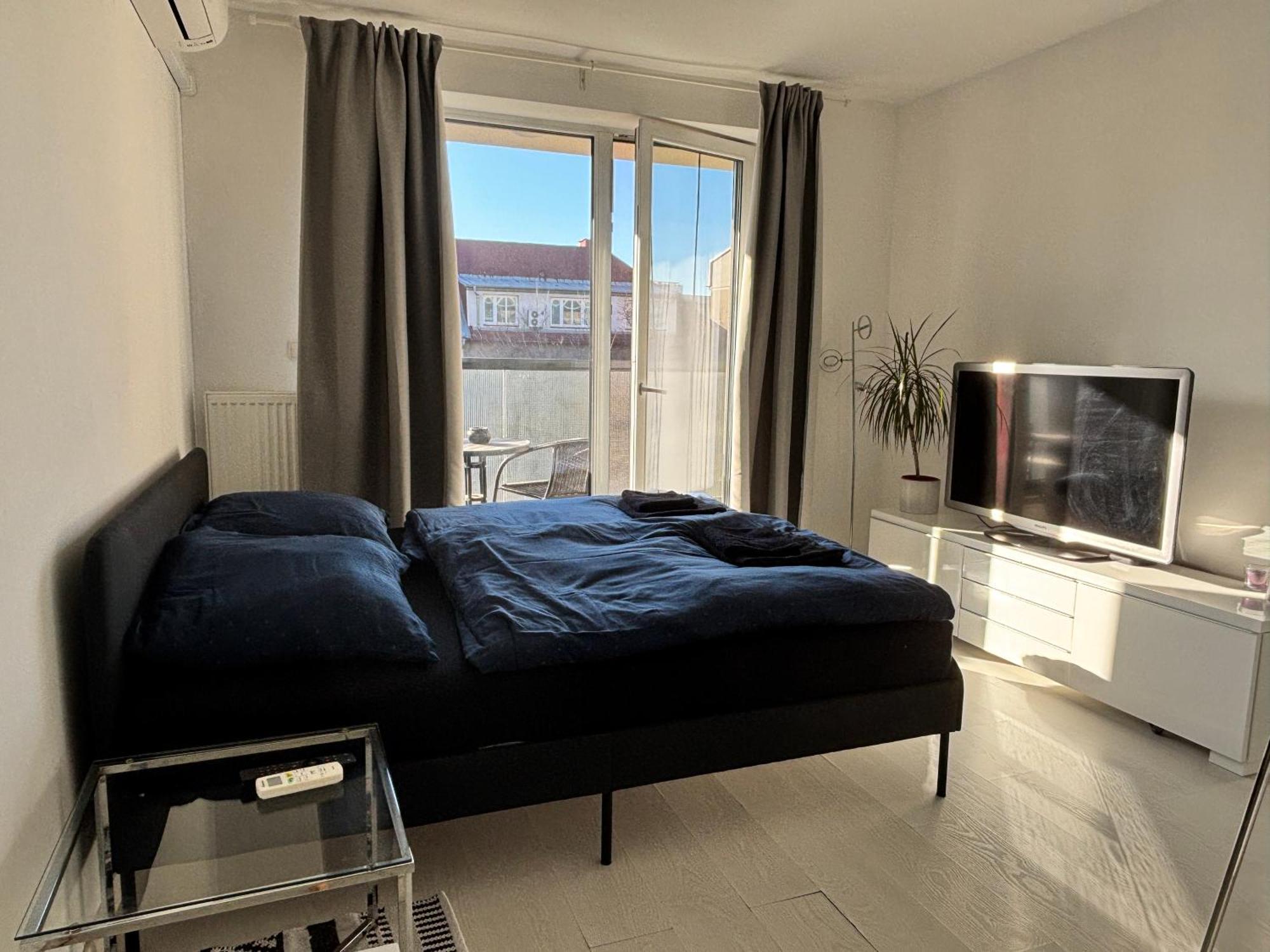 New Studio, Central Location! Bratislava Bagian luar foto